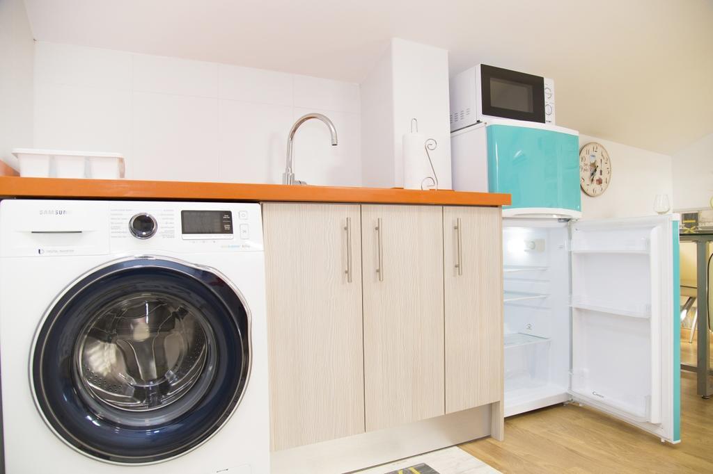 Apartamentos Momas La Casa De Mama Малага Экстерьер фото