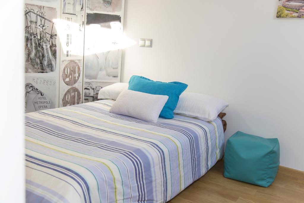 Apartamentos Momas La Casa De Mama Малага Экстерьер фото